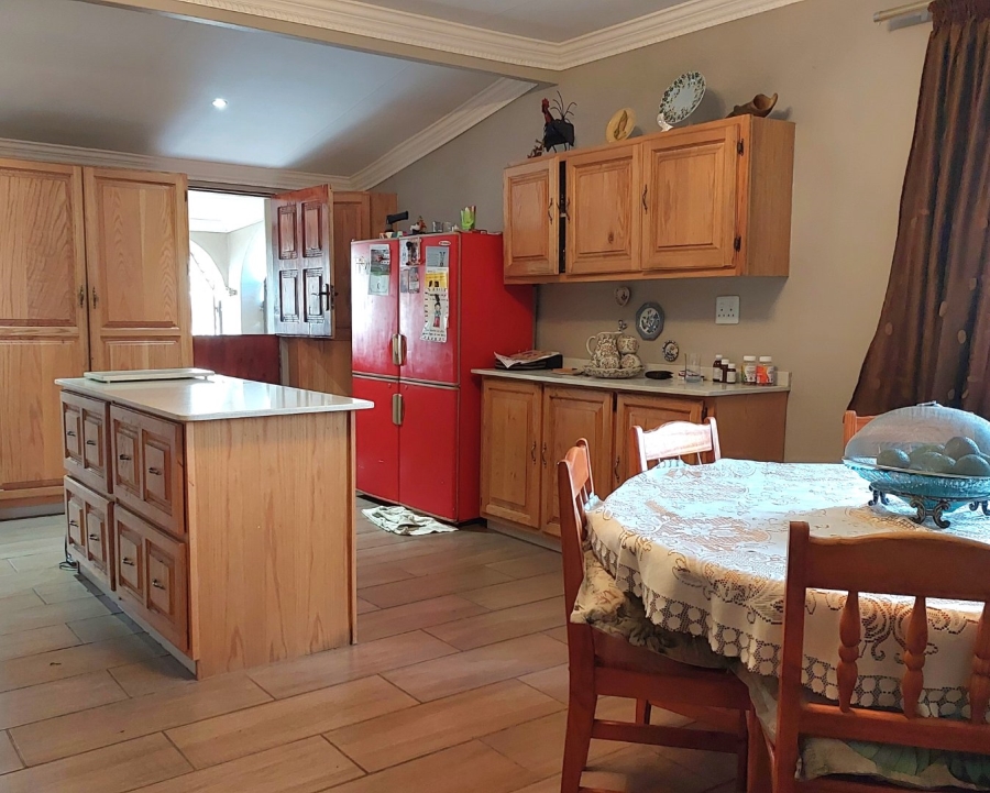 14 Bedroom Property for Sale in Krokodildrift A H North West